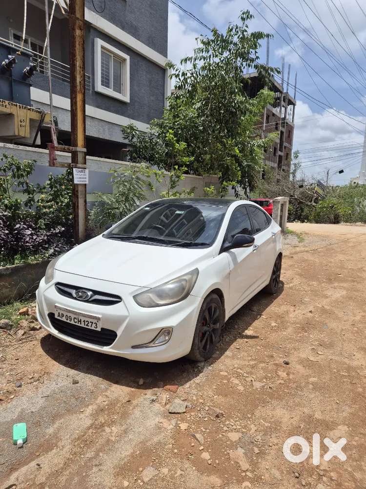 Hyundai Fluidic Verna 2013