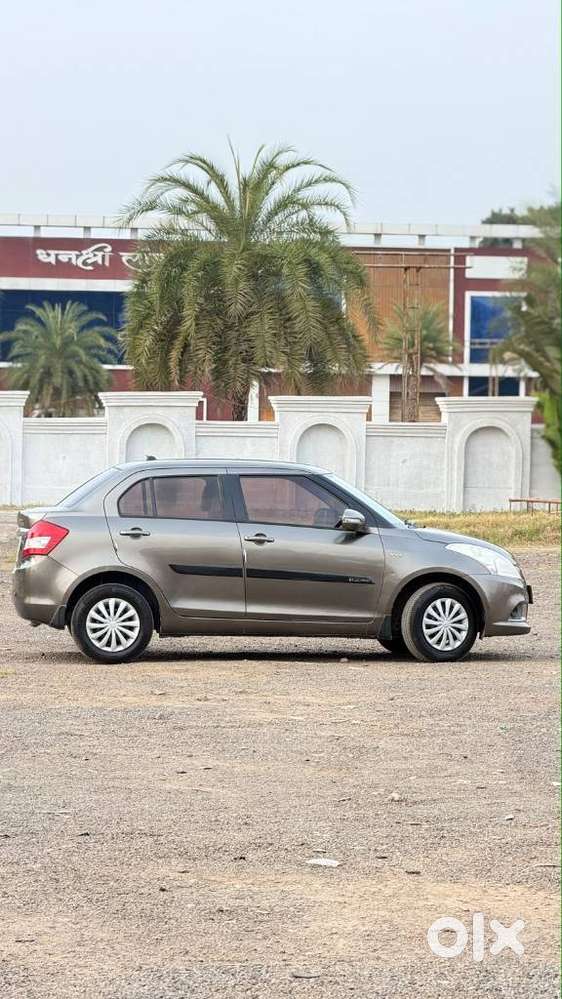 Maruti Suzuki Dzire 1.2 Vxi, 2016, Petrol