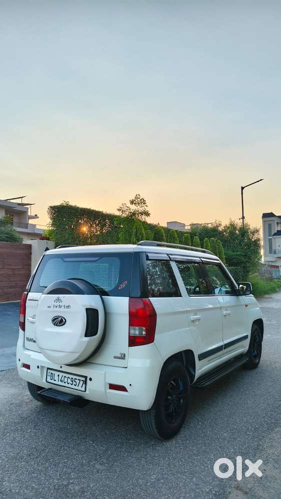 Mahindra Tuv 300 Mhawk100 T8 Amt, 2016, Diesel