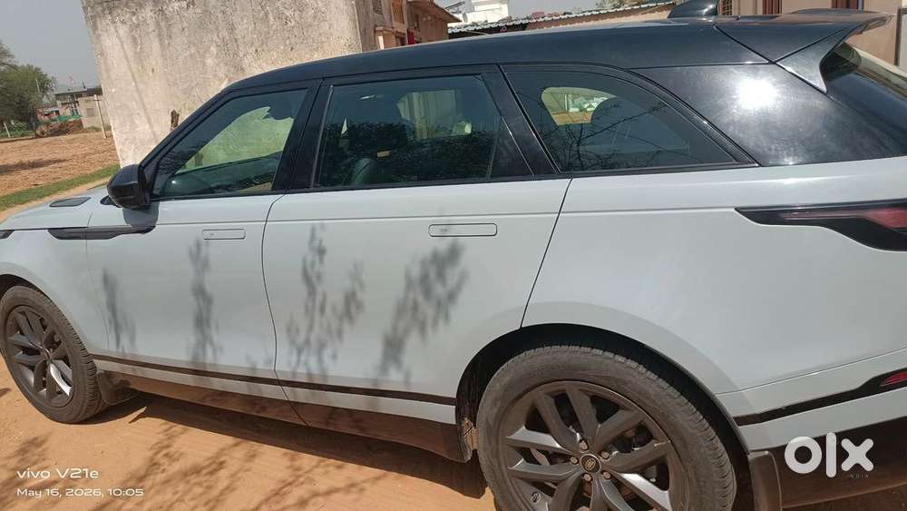 Land Rover 2024 Km Driven