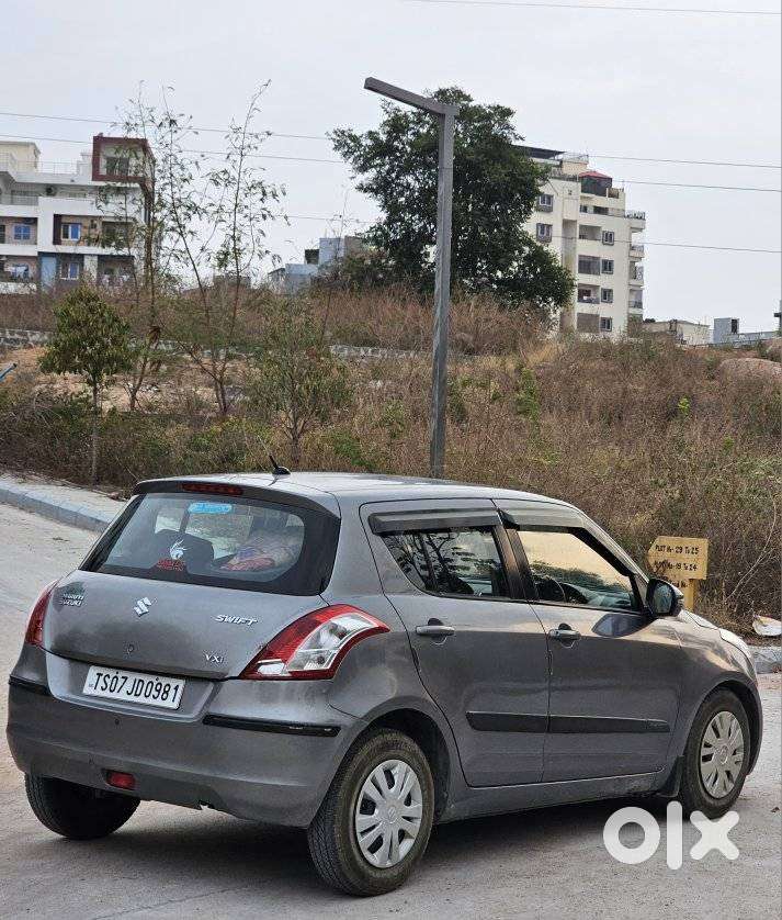 Maruti Suzuki Swift 2011-2014 Vxi, 2013, Petrol