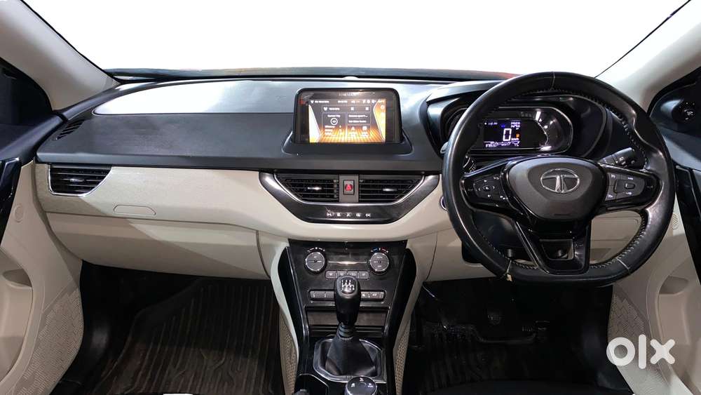Tata Nexon Xz Plus (hs), 2022, Petrol