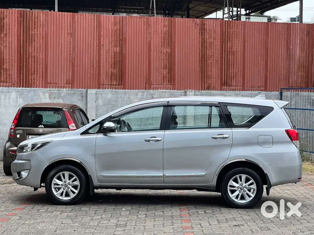 Toyota Innova Crysta 2.4 2018 Model Well Maintained