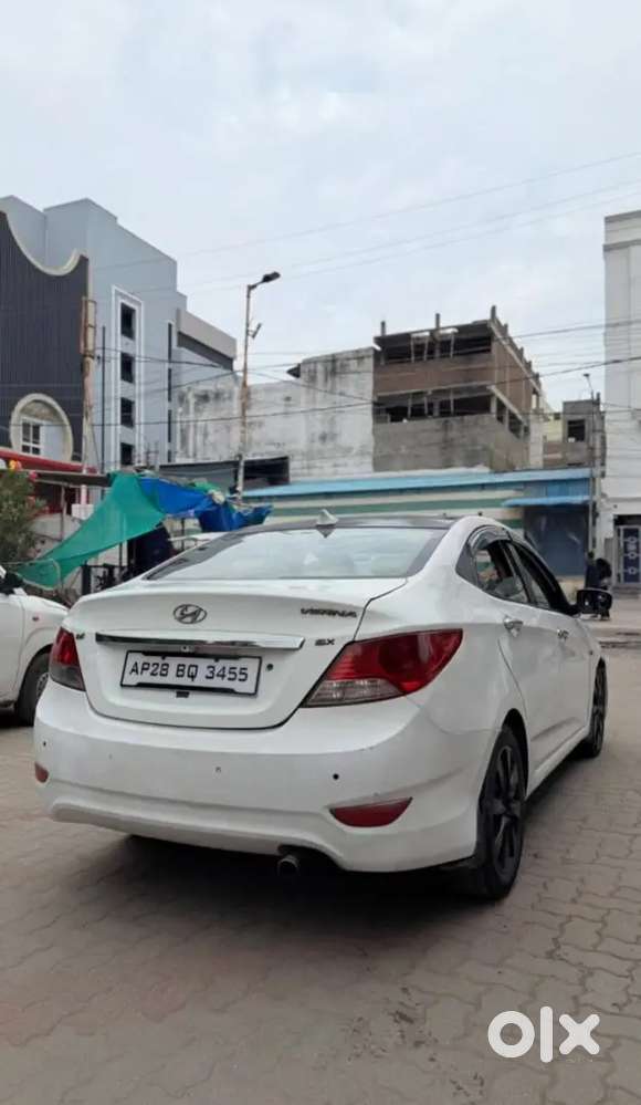 Hyundai Verna 2011 1.6 S