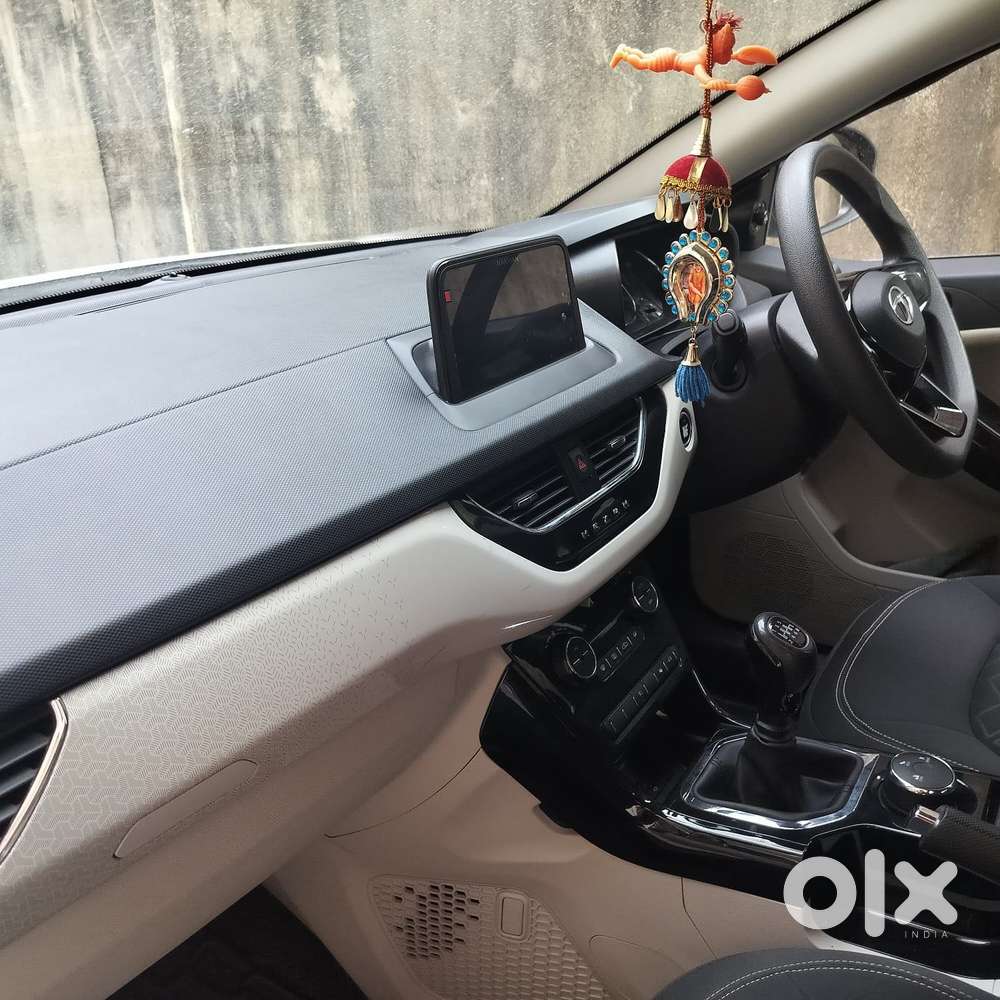 Tata Nexon Xz Plus (hs), 2021, Petrol