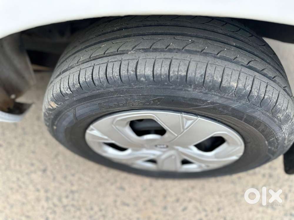 Toyota Innova 2.5 G (diesel) 8 Seater, 2006, Diesel