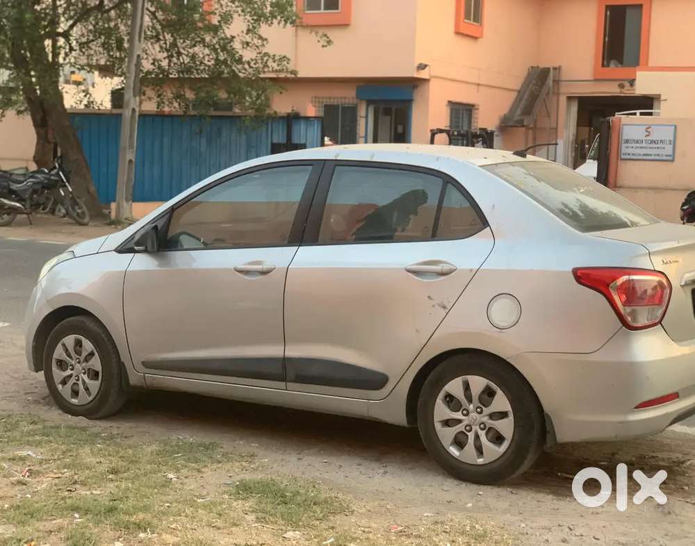 Hyundai Xcent 2016 Diesel Good Condition Single Hand Use