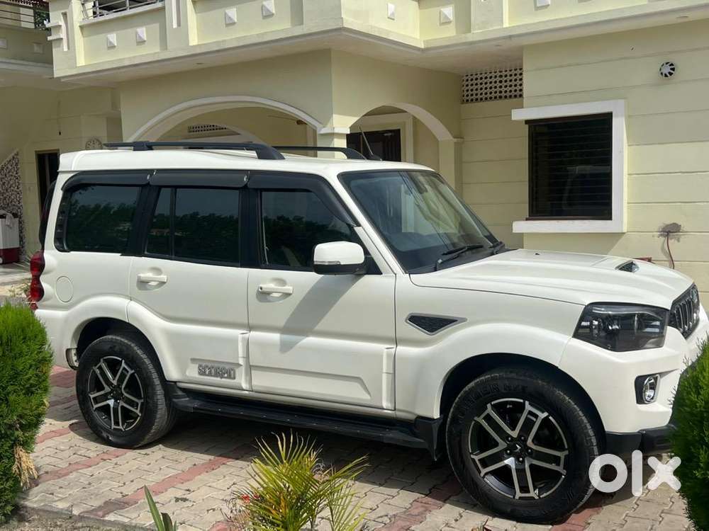 Mahindra Scorpio 2021 Diesel Well Maintained