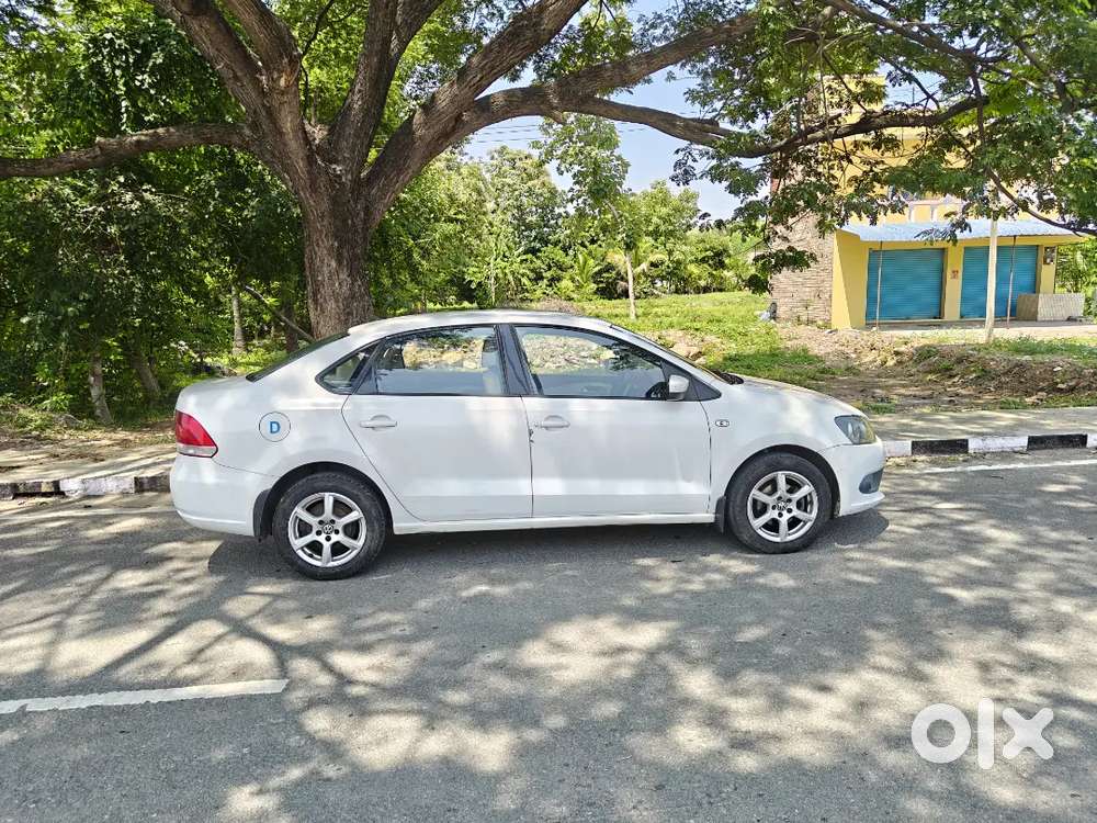 Volkswagen Vento Highline Diesel 2013