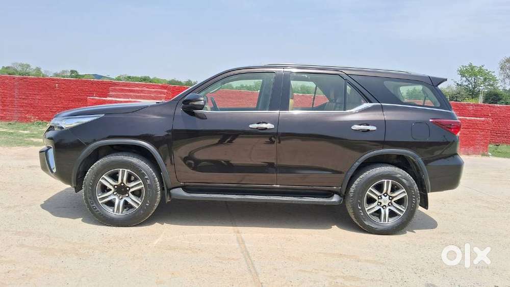 Toyota Fortuner 4x2 At 2.8 Diesel, 2020, Diesel