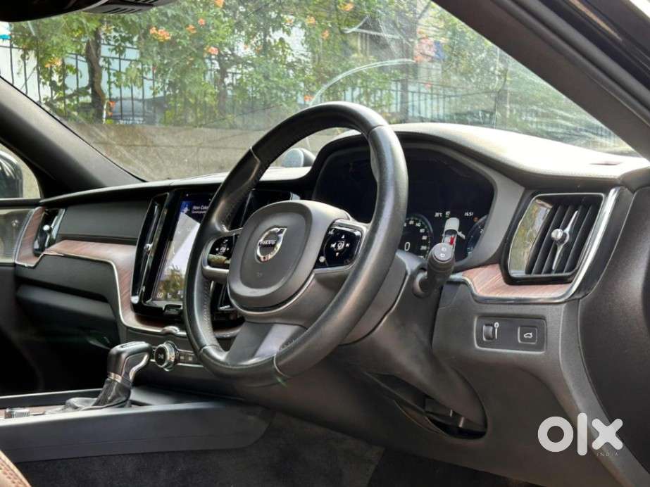 Volvo Xc60 D5 Inscription, 2021, Diesel