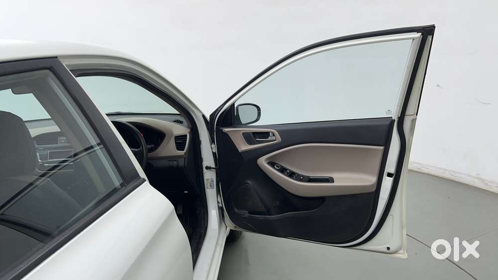 Hyundai Elite I20 [ ] 1.2 Magna, 2015, Petrol