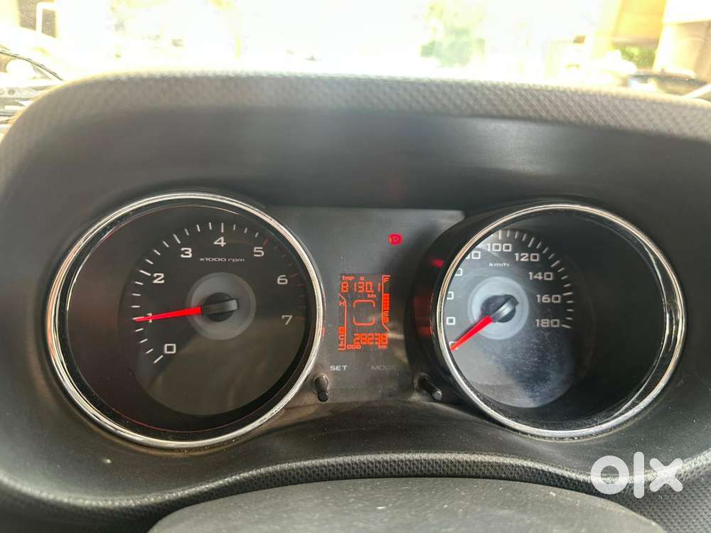 Mahindra Tuv 300 Mhawk100 T8, 2016, Diesel