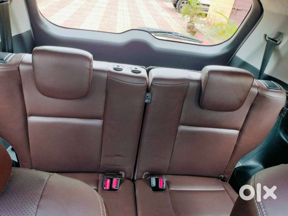 Toyota Innova Hycross 2.0 Zx (o) Hybrid 7 Str, 2024, Petrol