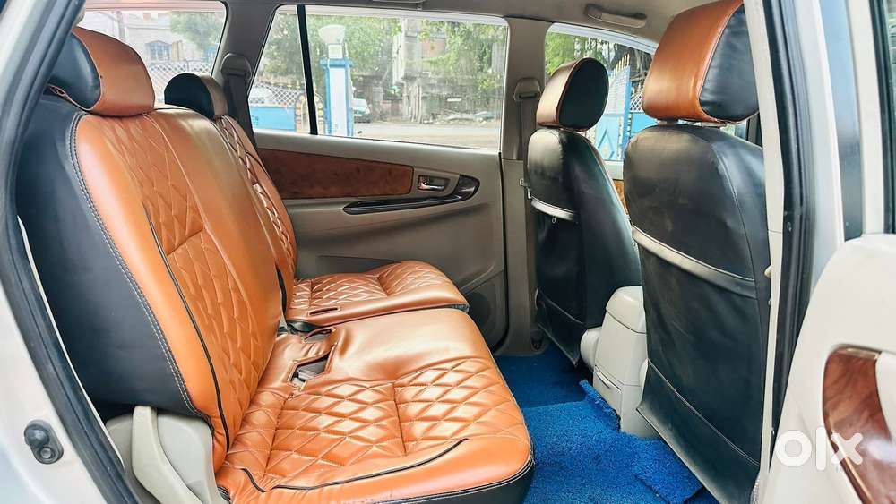 Toyota Innova 2.5 E Diesel Ms 7-seater, 2012, Diesel