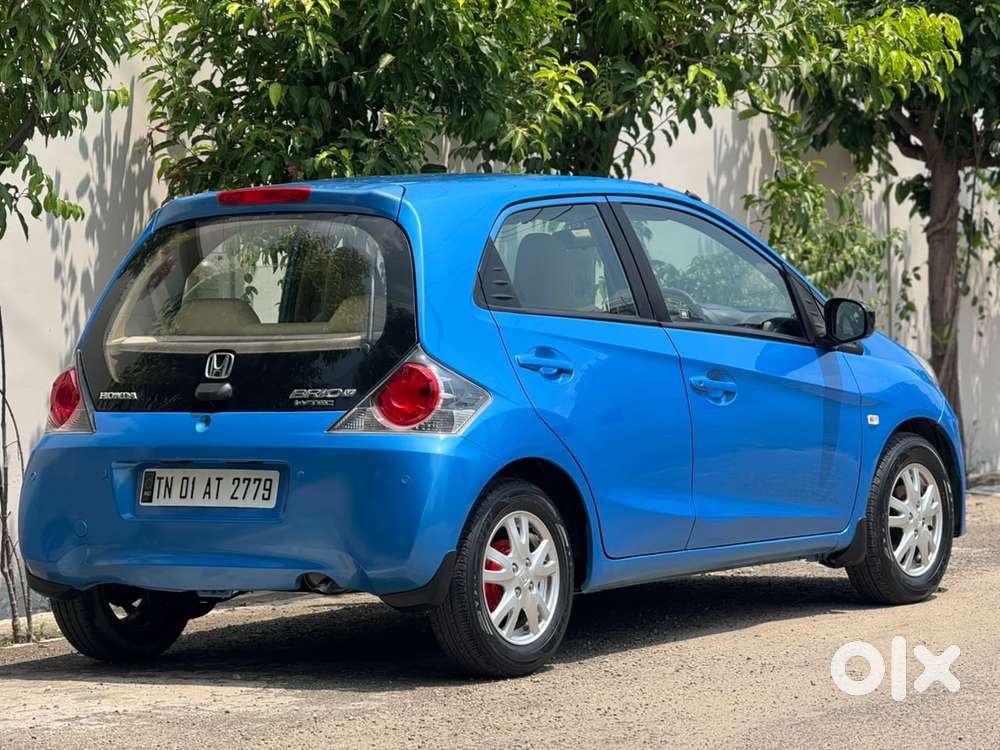 Honda Brio V Mt, 2012, Petrol