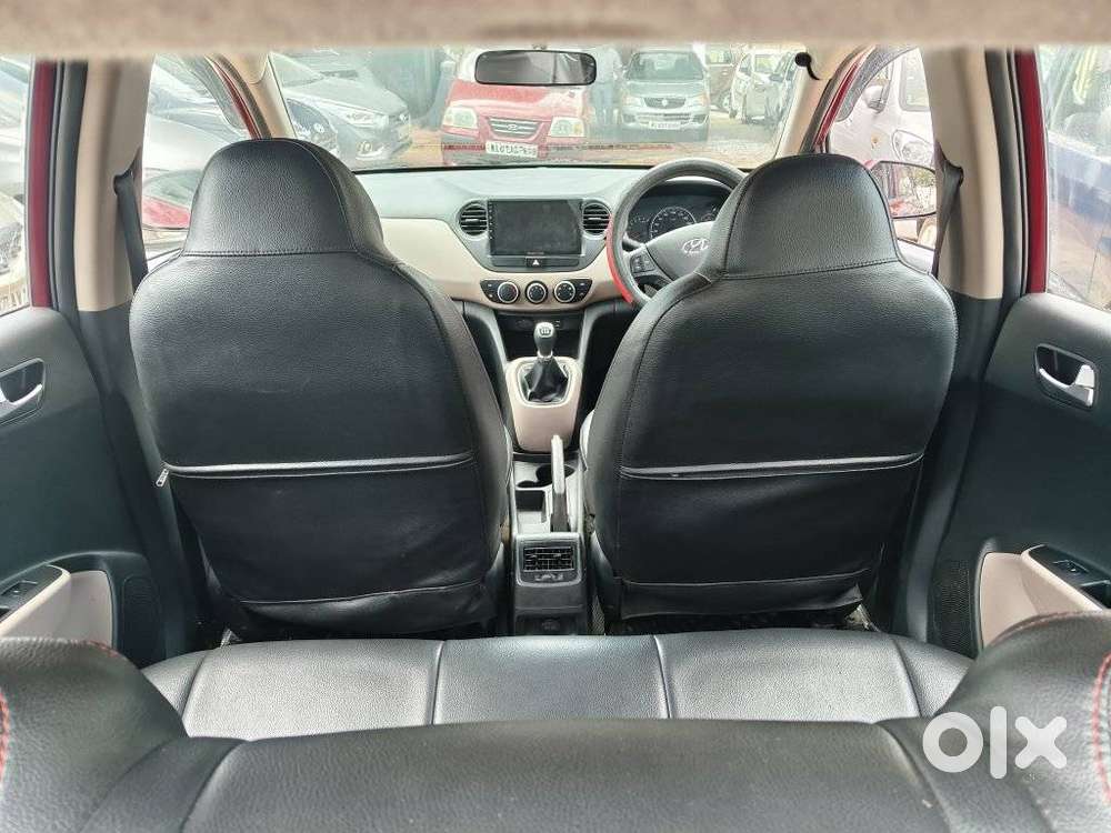 Hyundai Grand I10 Sportz, 2016, Petrol