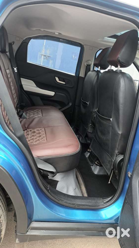 Tata Punch Creative Dual Tone Amt Sunroof, 2023, Petrol
