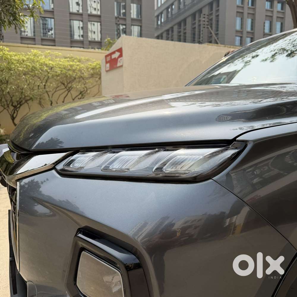 Maruti Suzuki Grand Vitara 1.5 Alpha Plus Intelligent Hybrid Ecvt, 2..