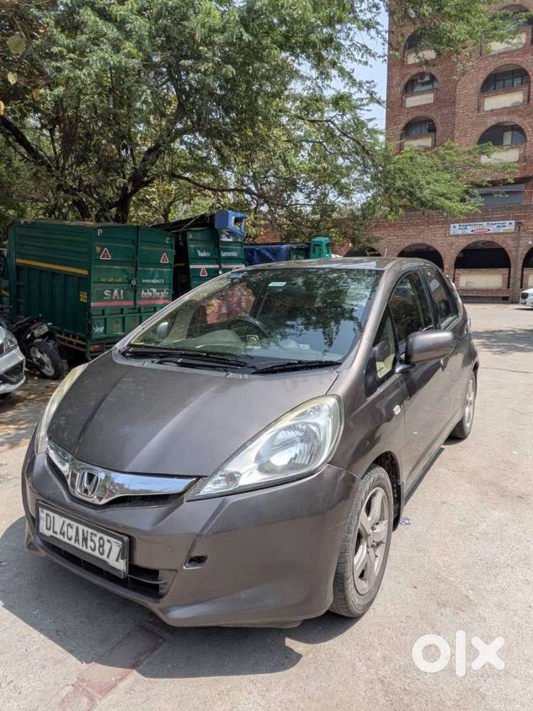 Honda Jazz V Mt Privilege, 2012