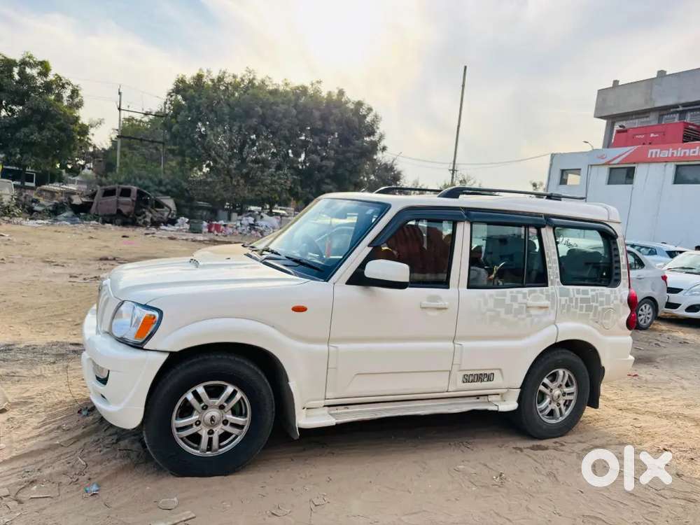 Mahindra Scorpio 2014 Diesel Manual