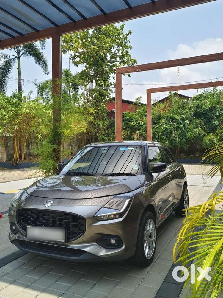 Maruti Suzuki New-gen Swift 2024 Petrol Automatic