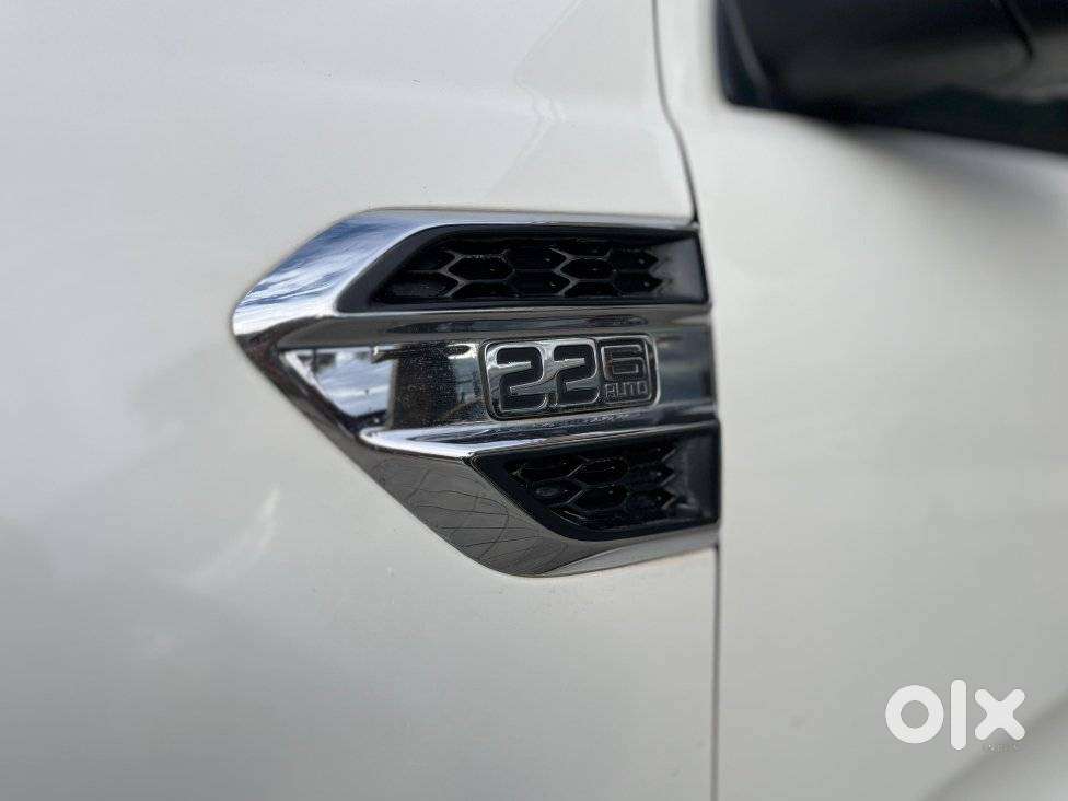 Ford Endeavour 2.2 Titanium At 4x2, 2018, Diesel