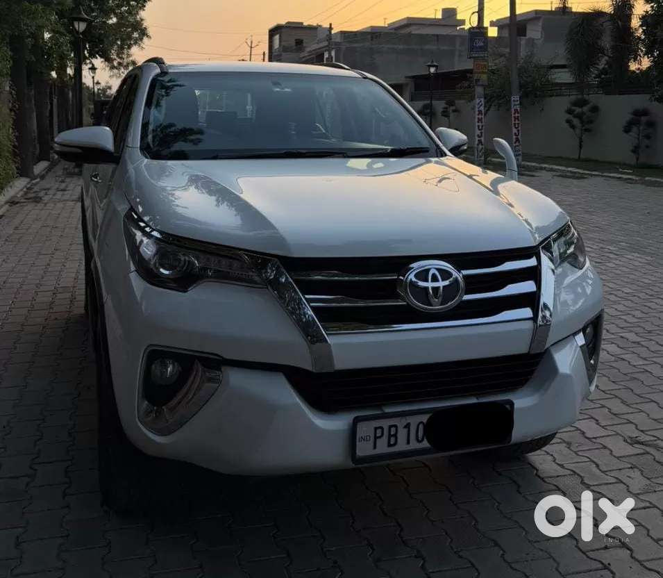 Toyota Fortuner 4x2 At 2.8 Diesel, 2017, Diesel