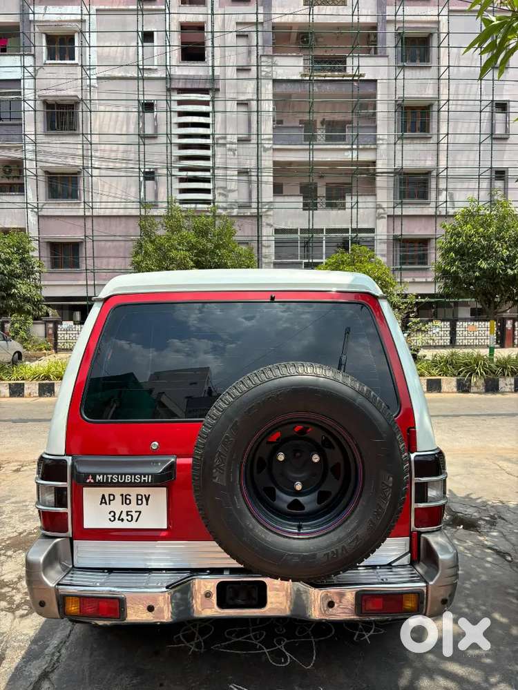 Mitsubishi Pajero Sfx