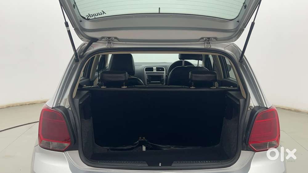 Volkswagen Polo Petrol Highline 1.2l, 2016, Petrol