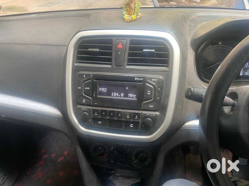 Maruti Suzuki Car Blue Colour, Doctor Driven Vehicle. Model 2022