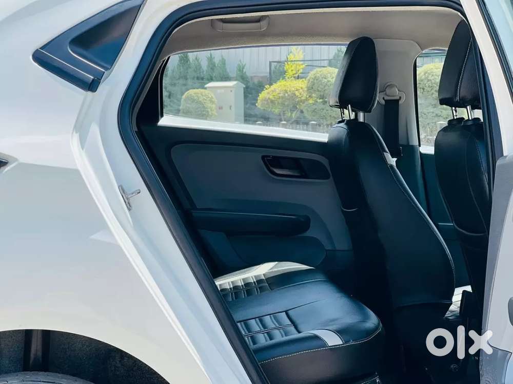 Tata Altroz Xm Plus Petrol, 2021, Petrol