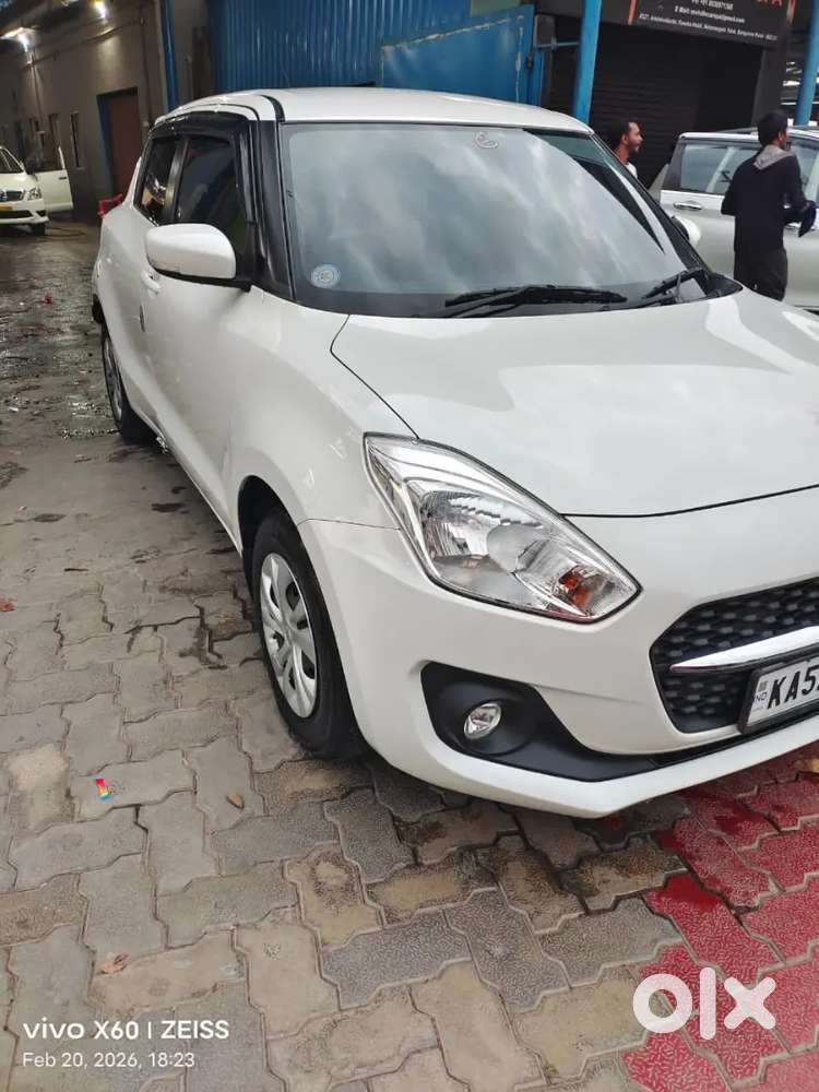 Maruti Suzuki Swift 2023 Model Petrol Vxi