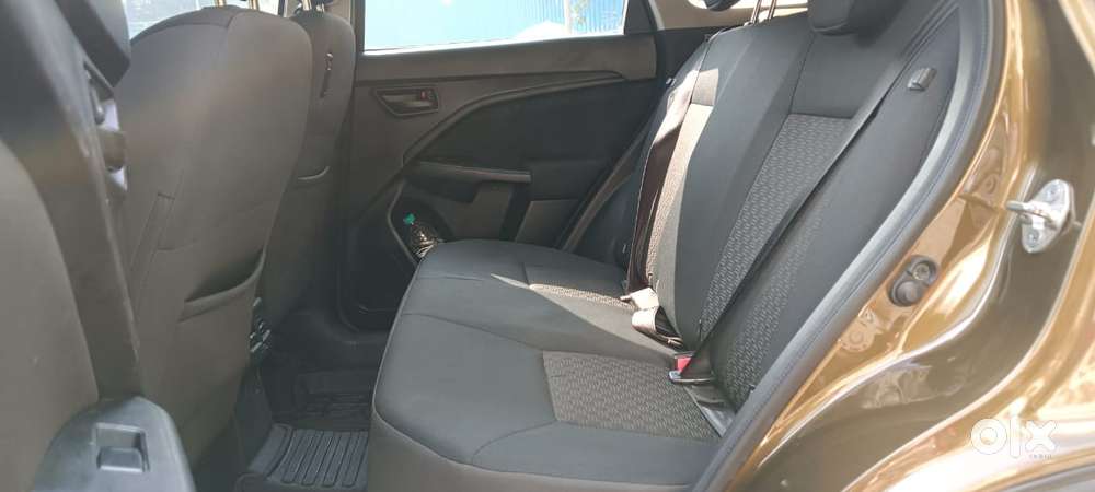 Maruti Suzuki Brezza 1.5 Vxi At Smart Hybrid, 2024, Petrol