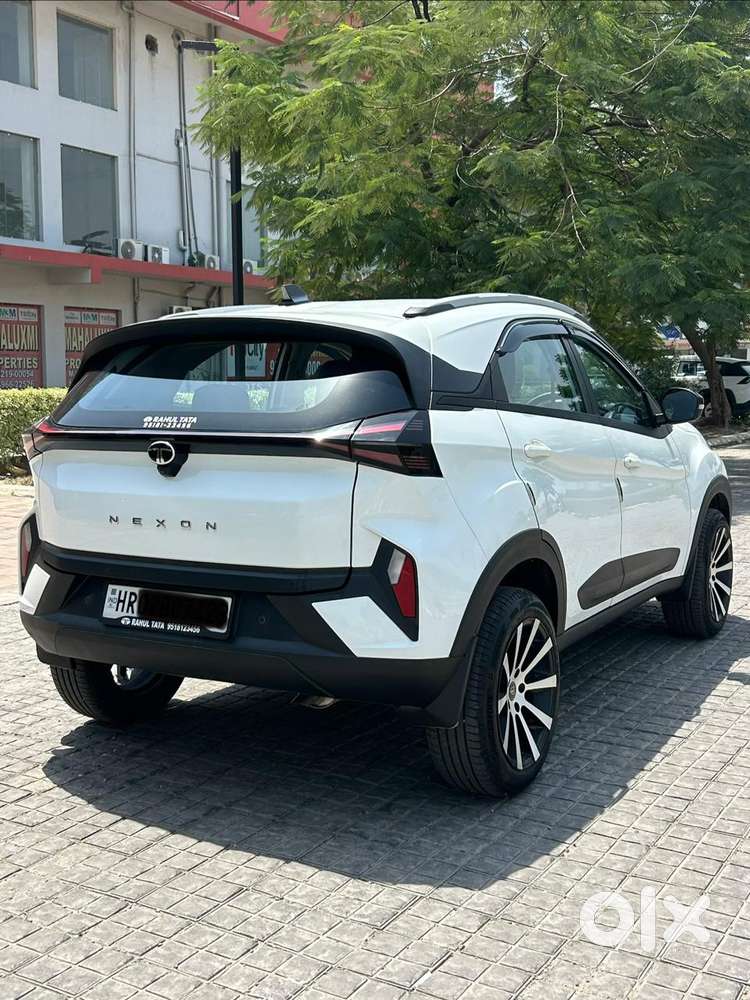 Tata Nexon Pure 1.2 S Revotron Petrol 6 Mt, 2025, Petrol