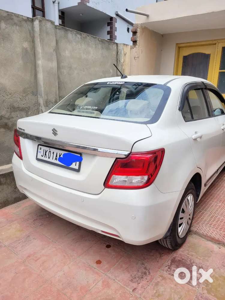Maruti Suzuki Dzire 2019,automatic,bs6,petrol,1st Owner,white