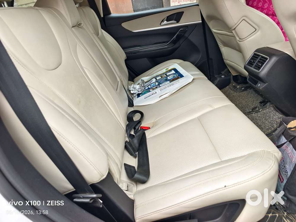 Mahindra Xuv700 Ax7 Awd, 2022, Diesel