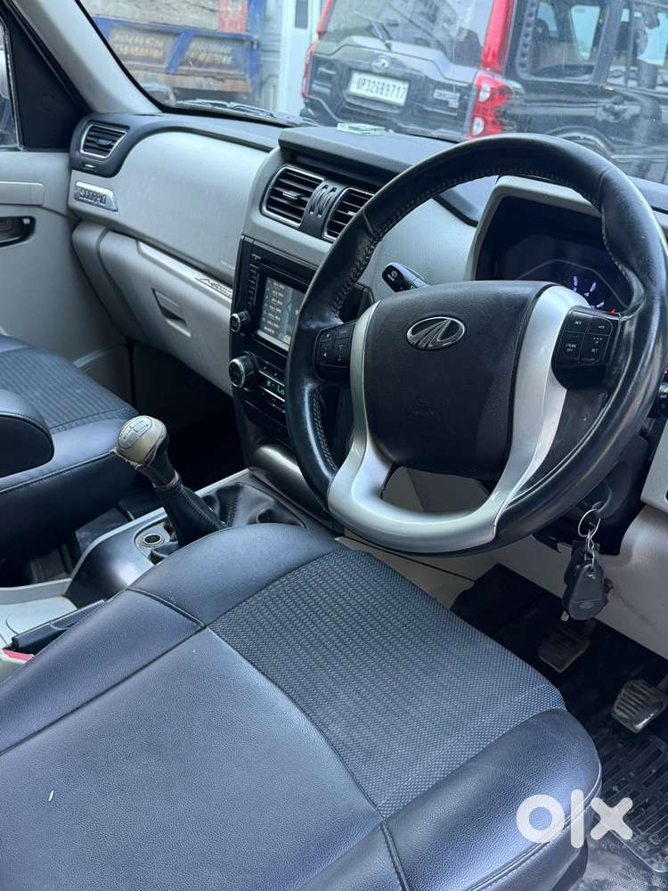 Mahindra Scorpio S10, 2016, Diesel