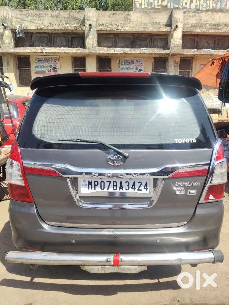 Toyota Innova 2014 Diesel 238000 Km Driven