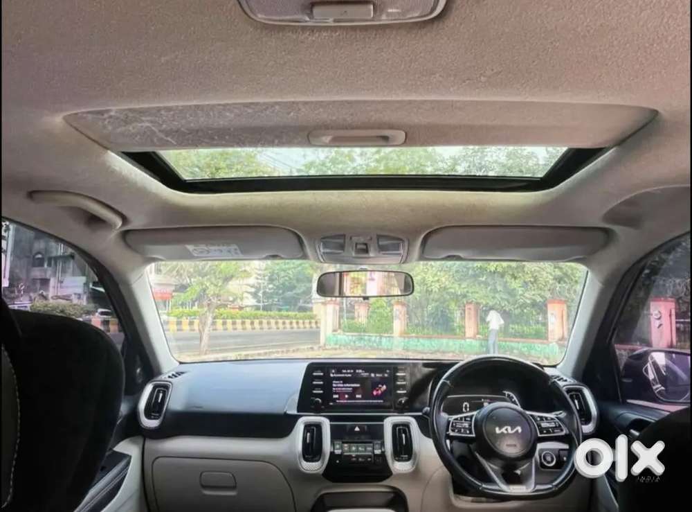 Kia Sonet Htx Diesel Manual Sunroof Model 2023 Urgent Sell