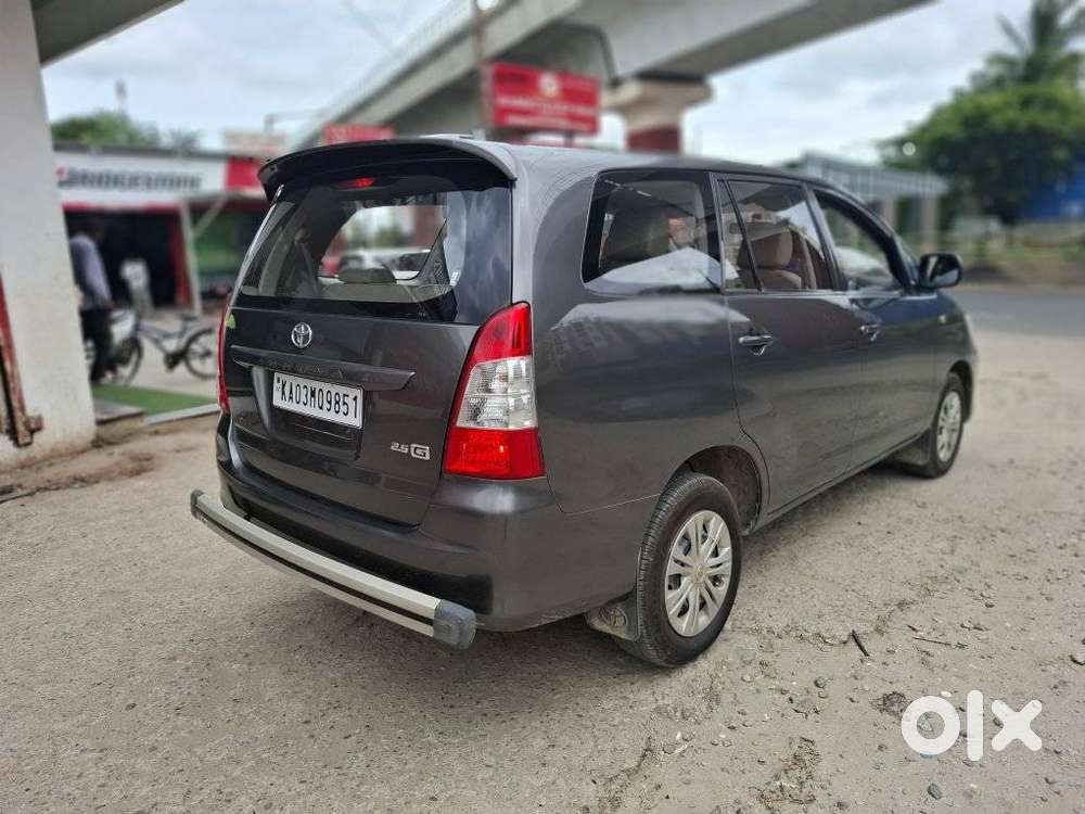 Toyota Innova 2.5 G (diesel) 7 Seater Bs Iv, 2012, Diesel