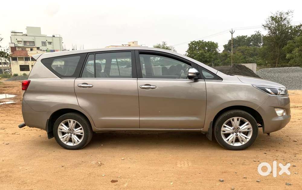 Toyota Innova Crysta Zx 2.4 Diesel 7 Seater, 2016, Diesel