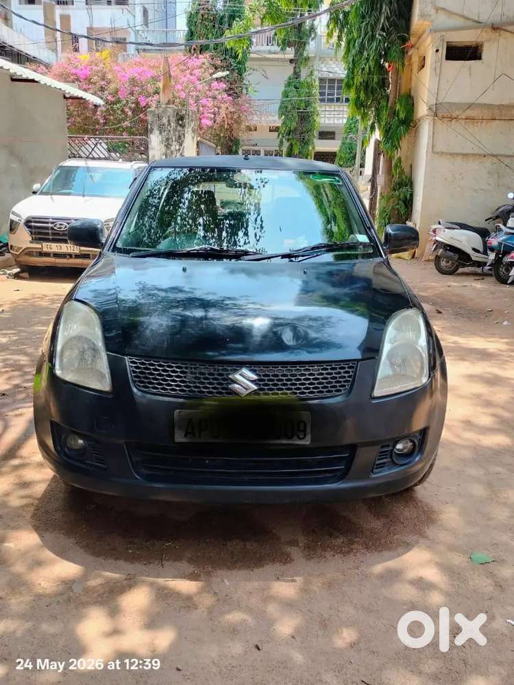 Maruti Suzuki Swift 2010 Petrol Vxi
