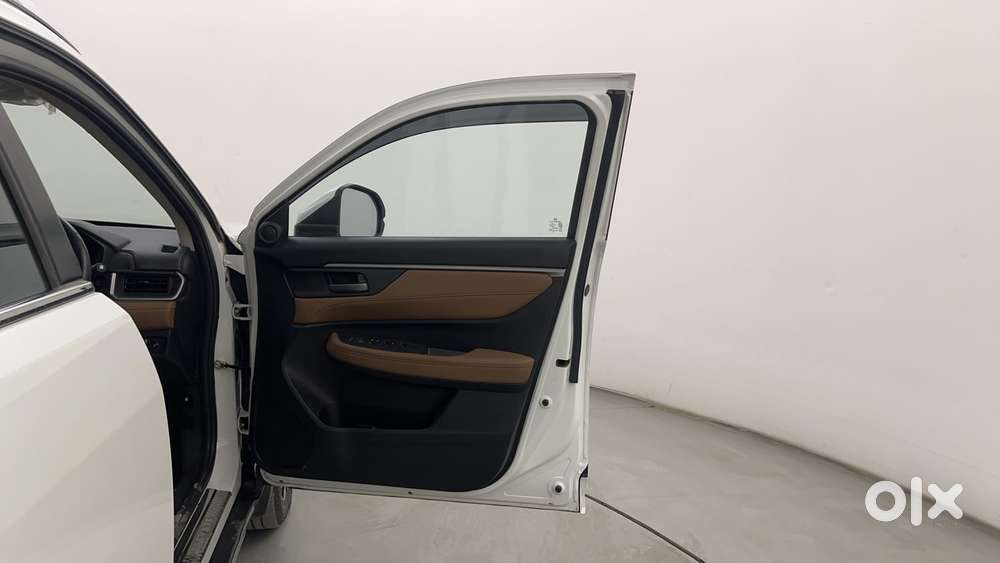 Honda Elevate Zx Cvt, 2023, Petrol