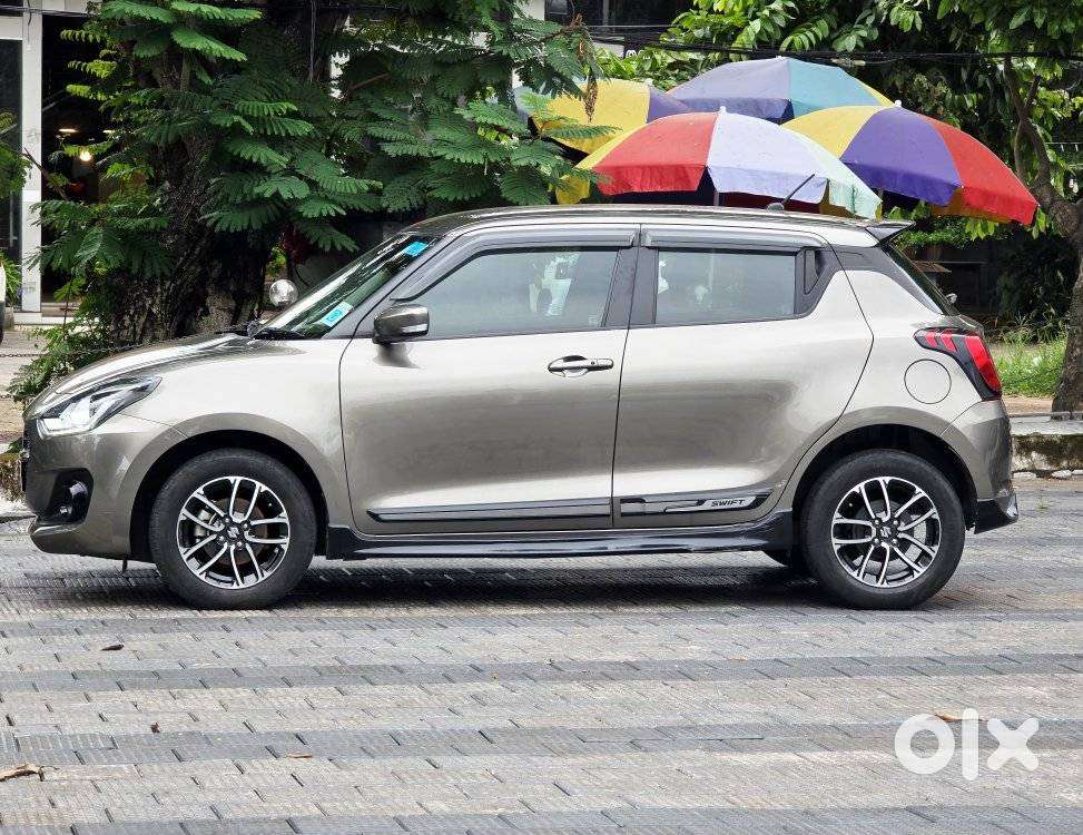 Maruti Suzuki Swift Zxi Plus, 2023, Petrol