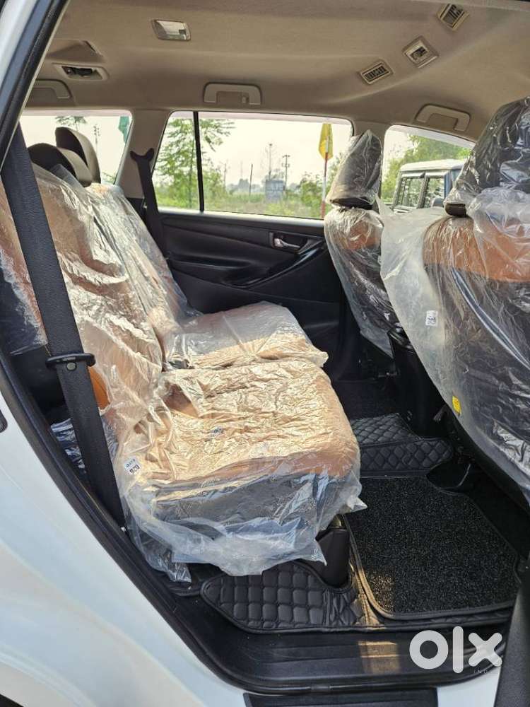 Toyota Innova Crysta 2.4 G Mt 8s, 2019, Diesel