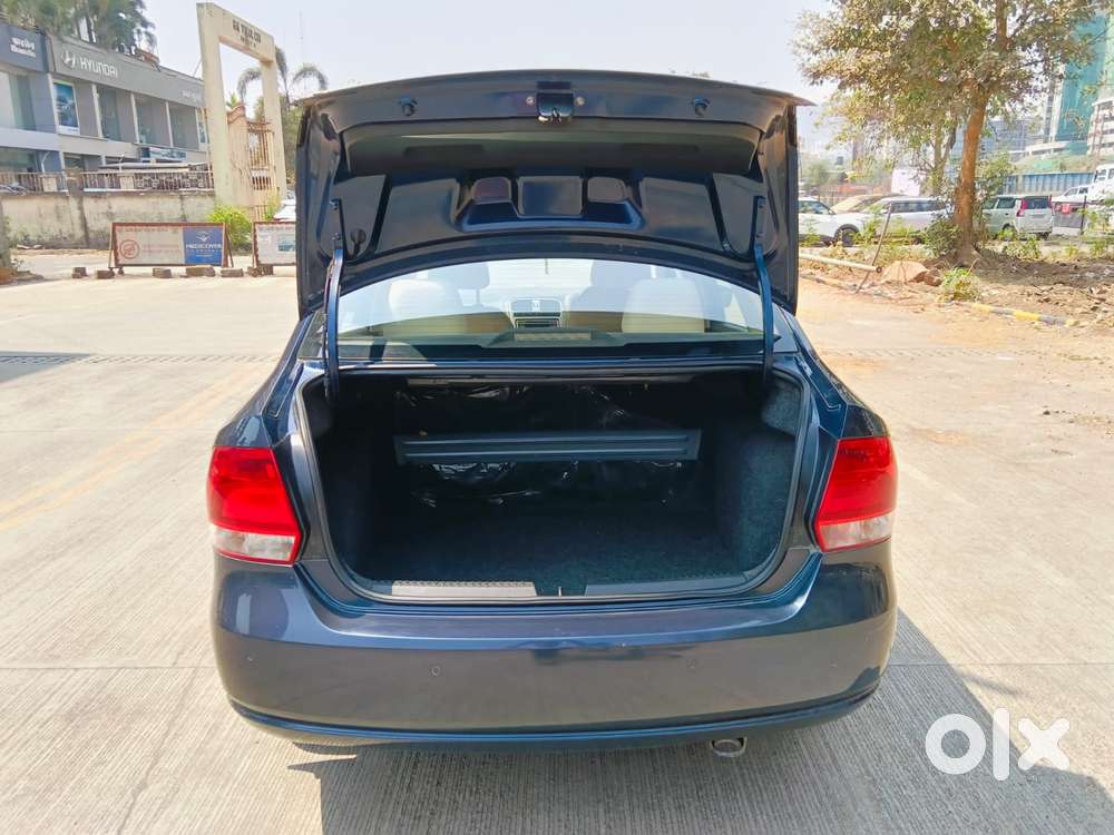 Volkswagen Vento 1.2 Tsi Highline Plus At, 2015, Petrol