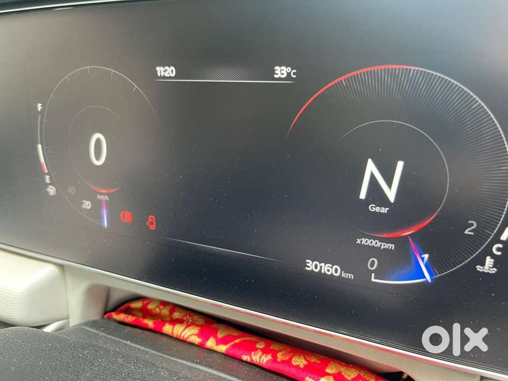 Mahindra Xuv700 2023 Diesel Well Maintained