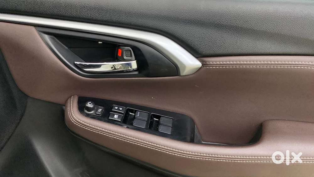 Maruti Suzuki Grand Vitara 1.5 Alpha Smart Hybrid At, 2023, Petrol