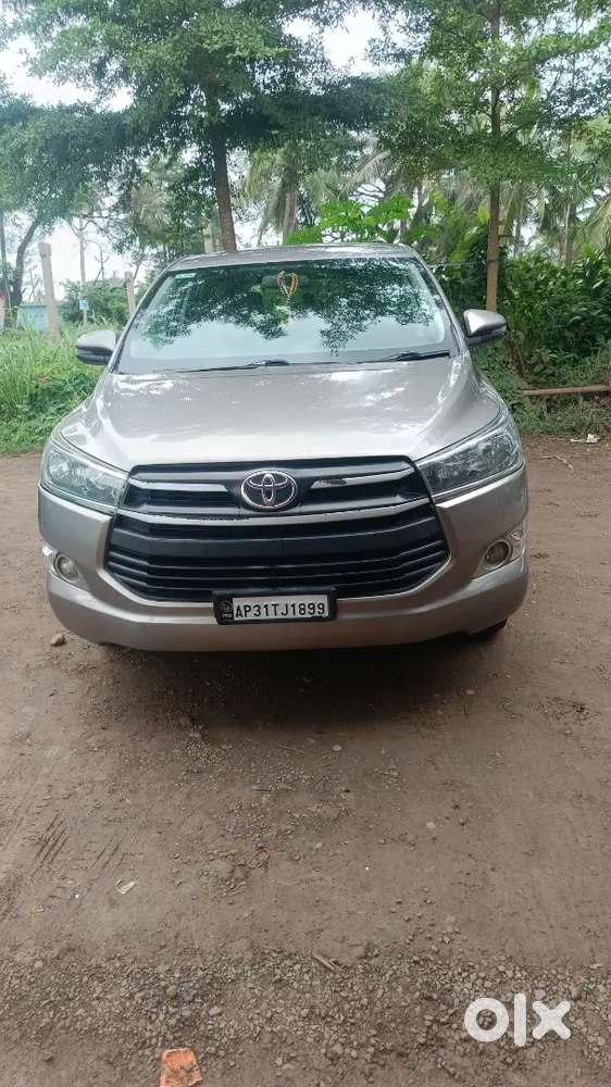 Toyota Innova Crysta 2017